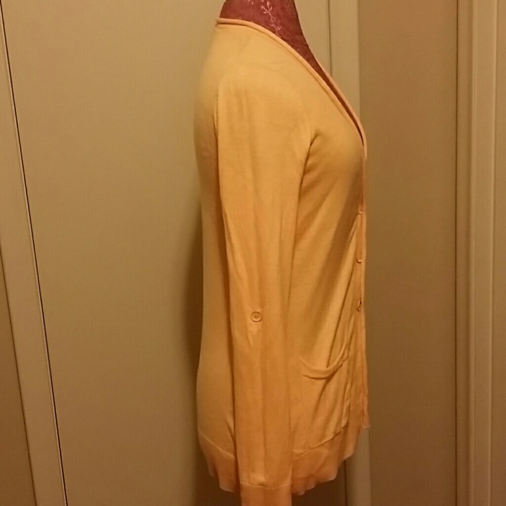 Cardigan - Picture 4 of 6